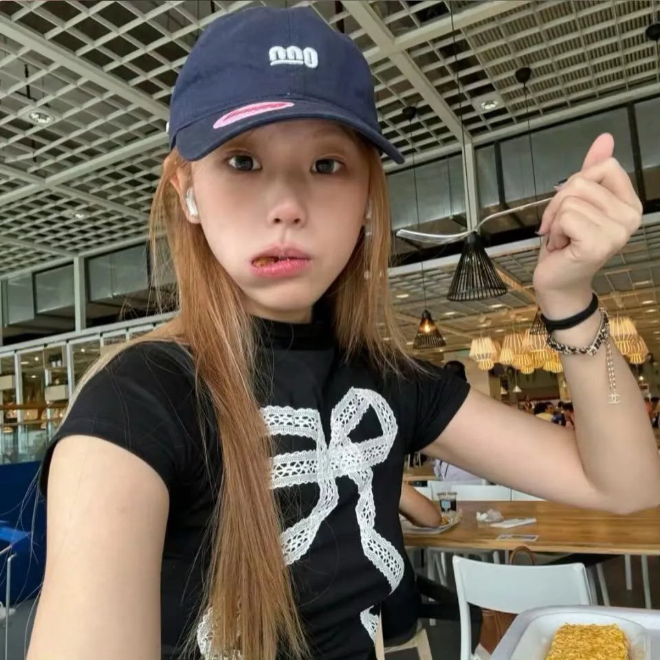 后备空姐